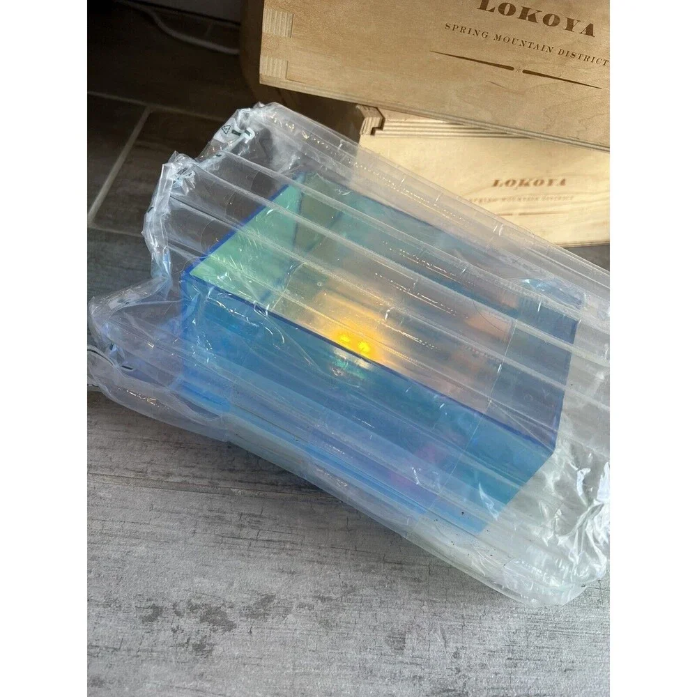 Acrylic Tissue Box Holder Clear Dispenser Rectangle Iridescent Designer NEW